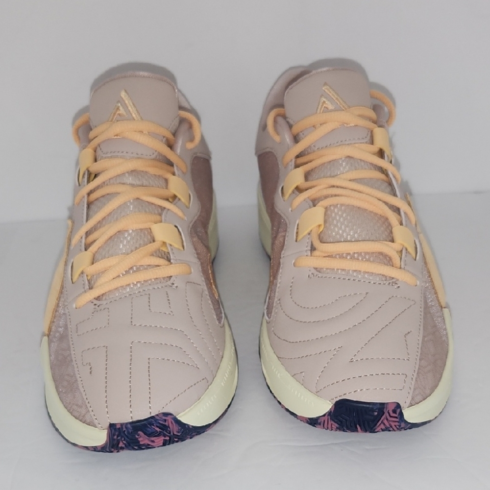 Nike Zoom Freak 5 Fossil Stone Sneakers - Picture 2 of 9